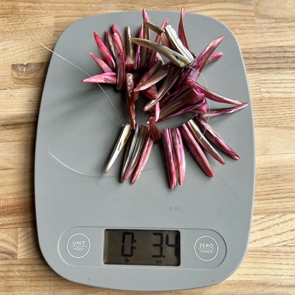 Crafting shell spike beads tinted pink tones 10” strand jewelry making - Picture 5 of 5